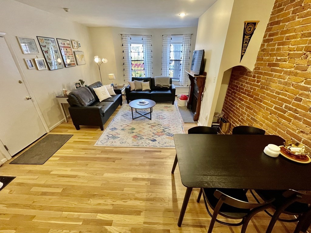 36 Symphony Rd, Fenway