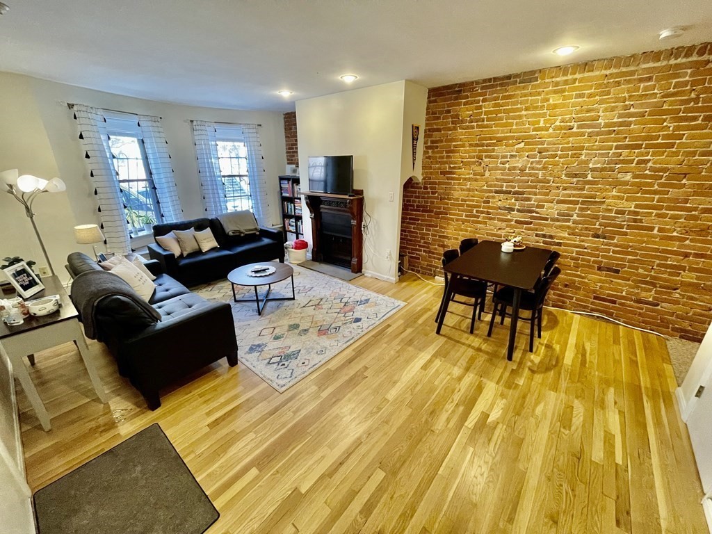 36 Symphony Rd, Fenway