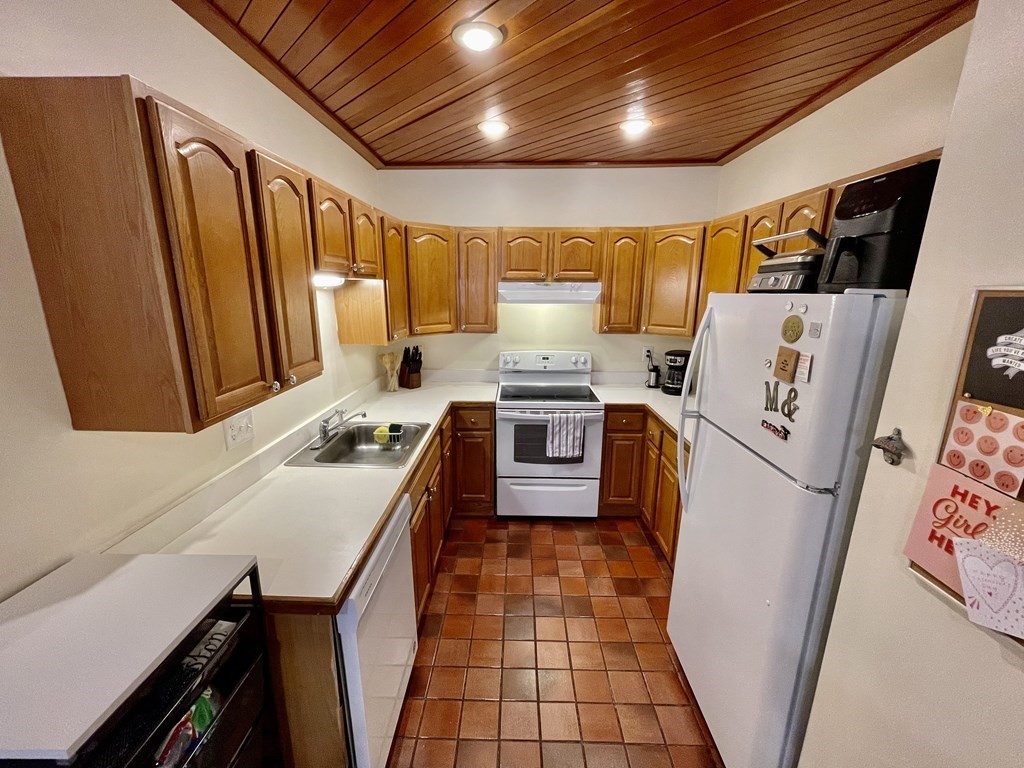 36 Symphony Rd, Fenway