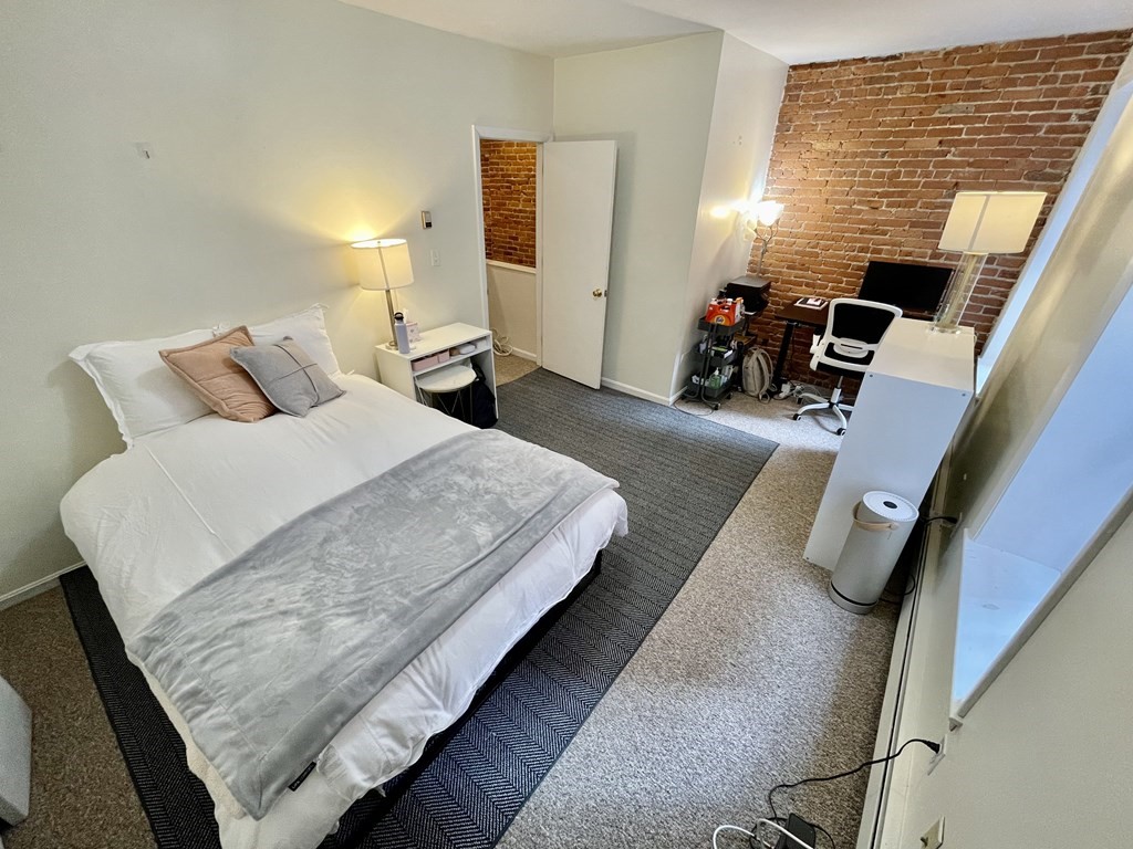 36 Symphony Rd, Fenway