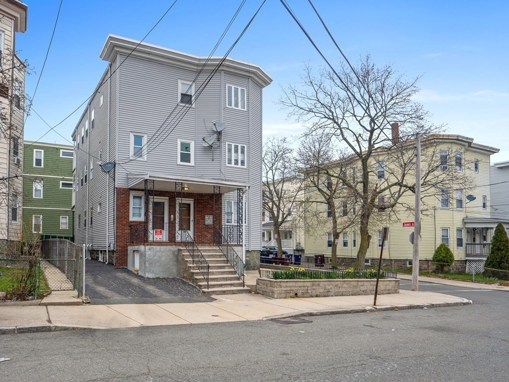 88 Vernal St #B, Everett, MA 02149