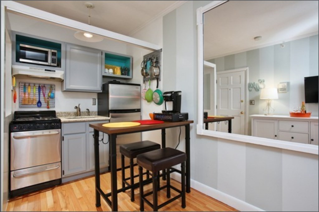 23 Tileston St, North End