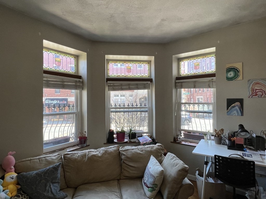 65 Hemenway St, Fenway