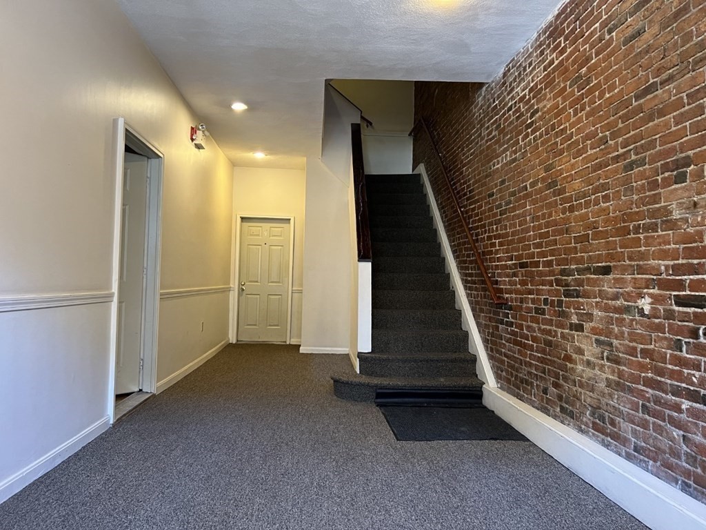 65 Hemenway St, Fenway