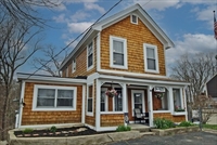 <small>39 Montague Ave</small><br>Montague
