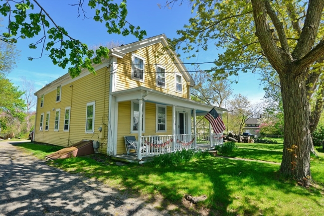 406 Plymouth Street Middleboro MA 02346