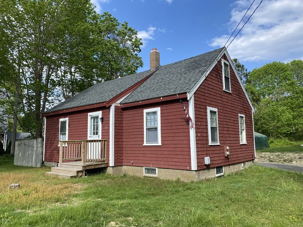 178 Old Plymouth Rd, Bourne, MA 02562
