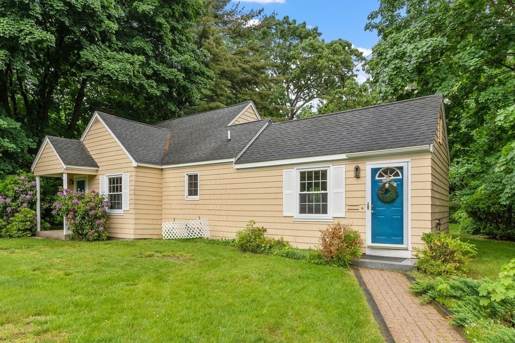 4 Downey Rd, Acton, MA 01720
