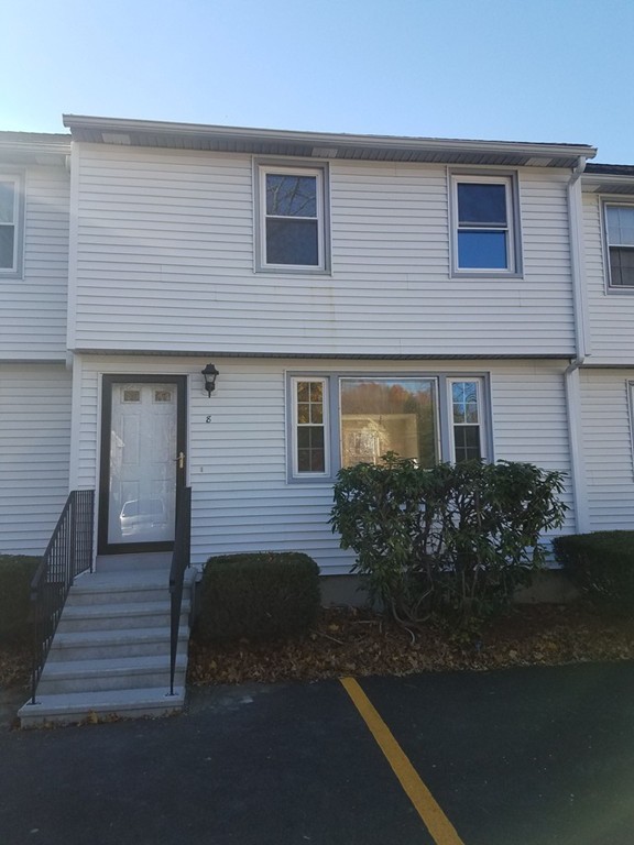 41 Groton St 8, Pepperell, MA 01463