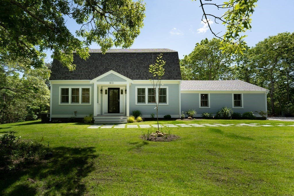 813 Old Bass River Rd, Dennis, MA 02638