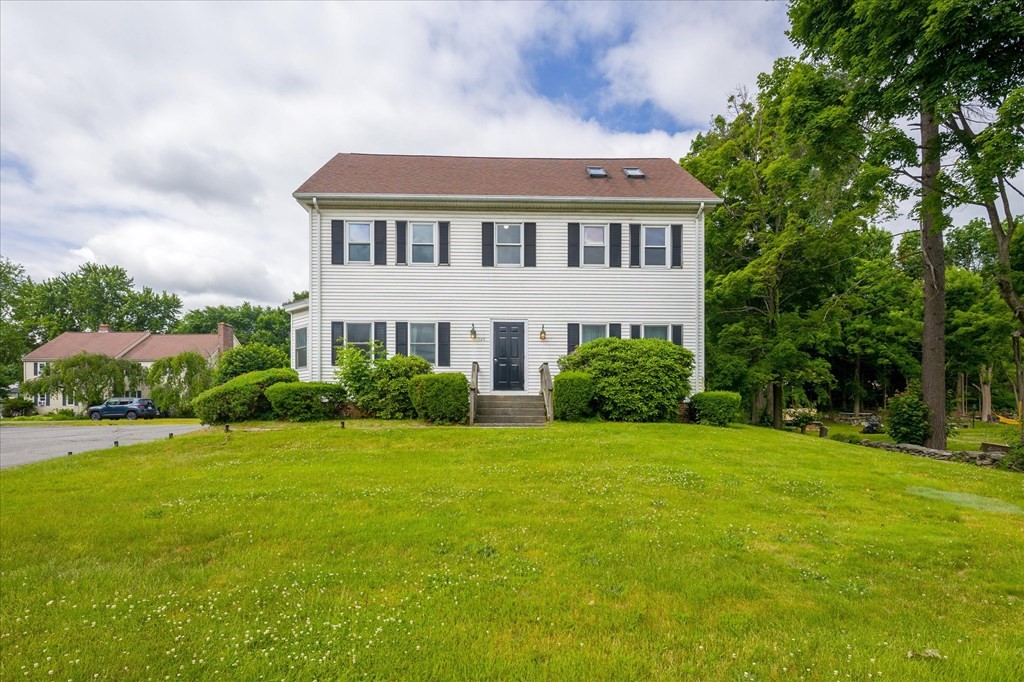 135 Worcester St 2, Grafton, MA 01536