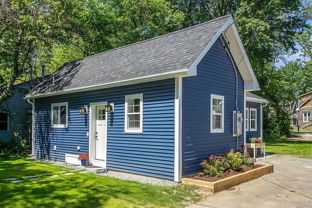 11 The Clearing St, Lunenburg, MA 01462