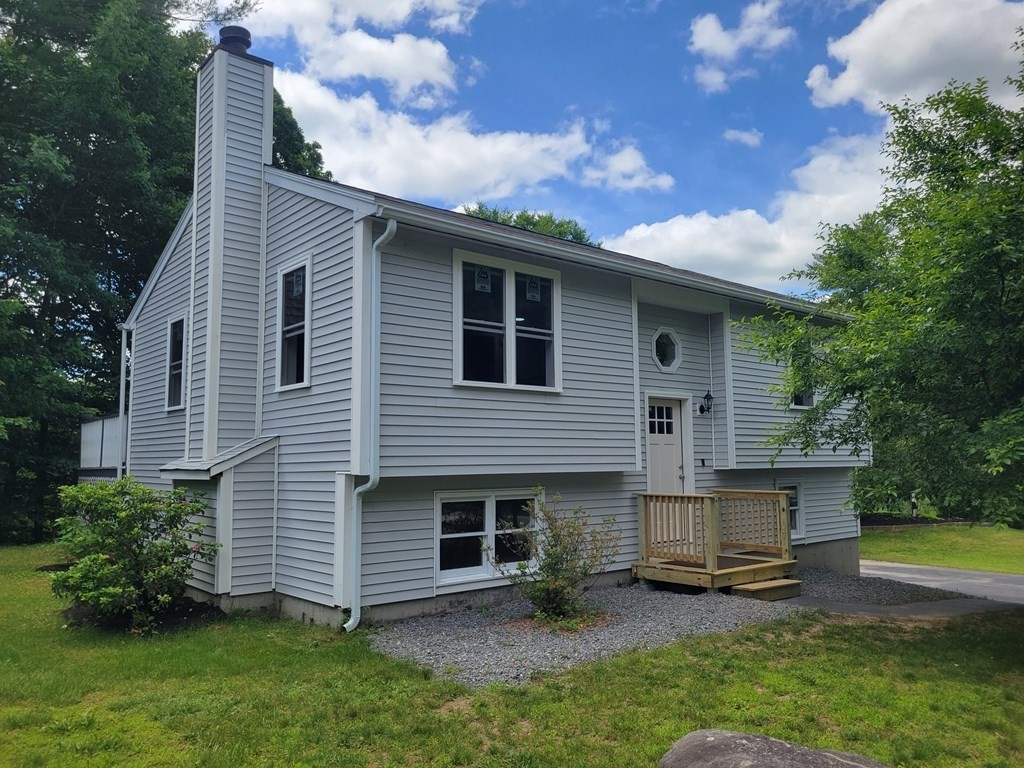 51 Woodlands Drive, Epping, NH 03042