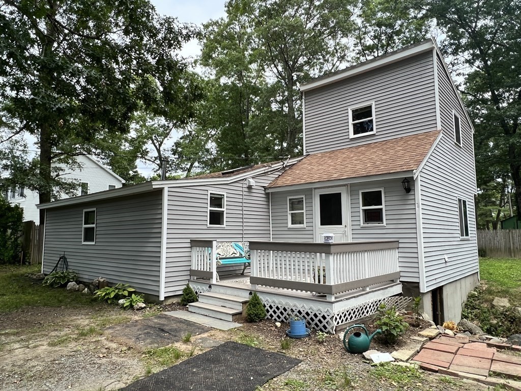 2 Barberry Street, Lakeville, MA 02347