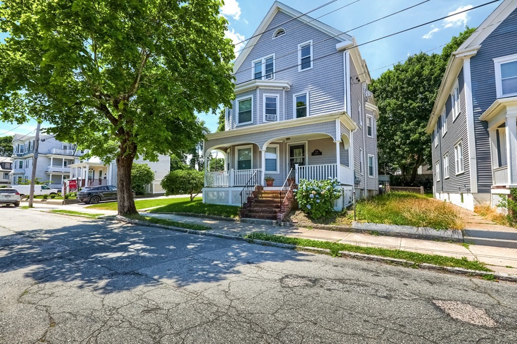 179 Tremont, New Bedford, MA 02740