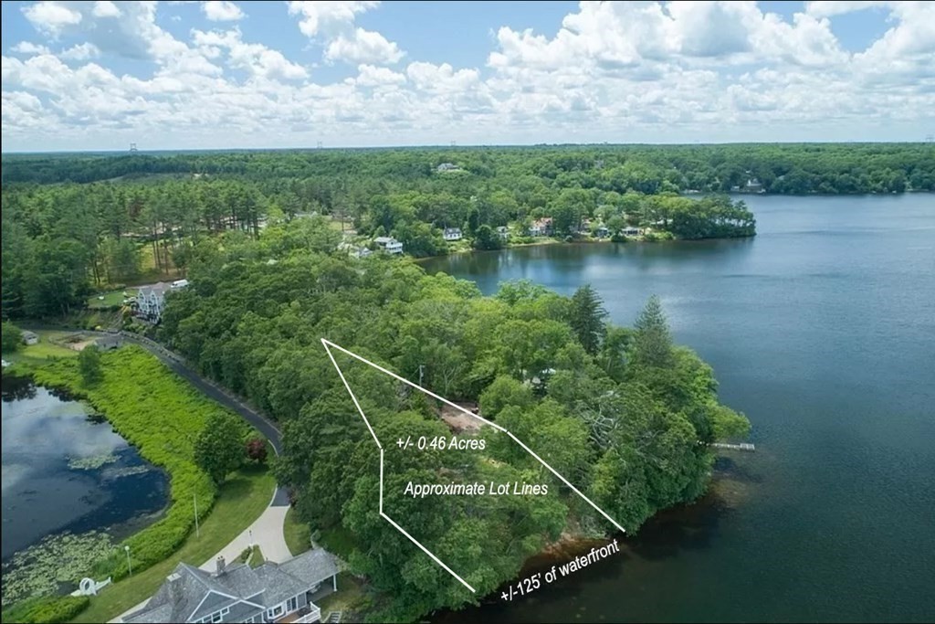 25 Knights Point Rd, Plymouth, MA 02360