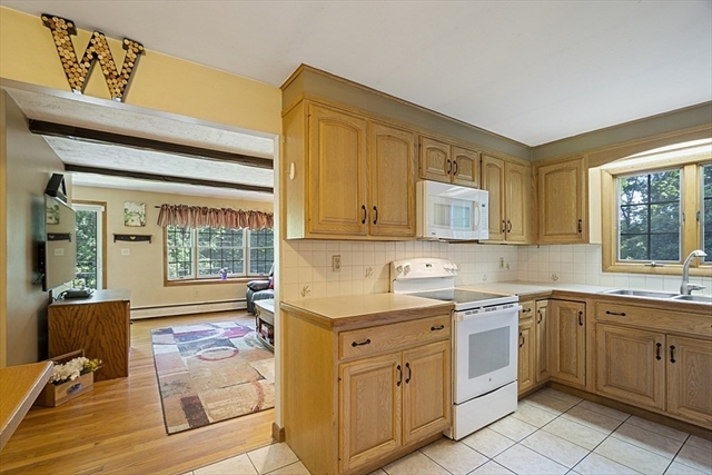 17 Redstone Hill Road Sterling MA 01564