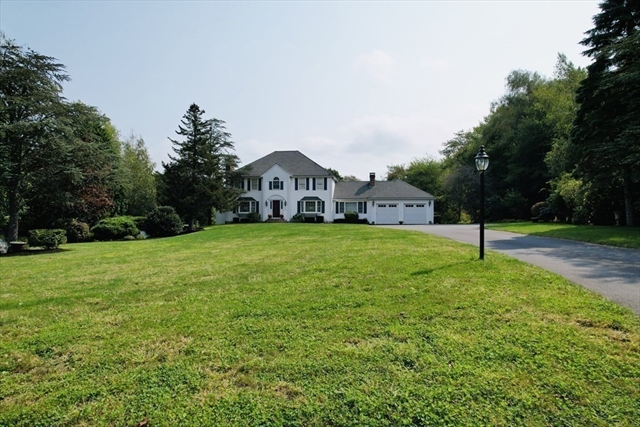 21 Valley Road Middleboro MA 02346
