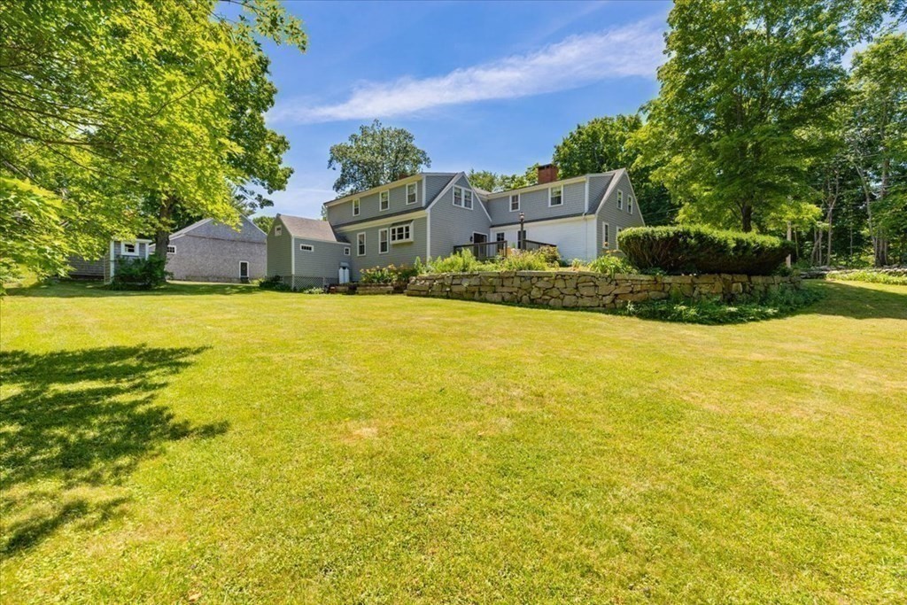 342 Summer St, Norwell, MA 02061