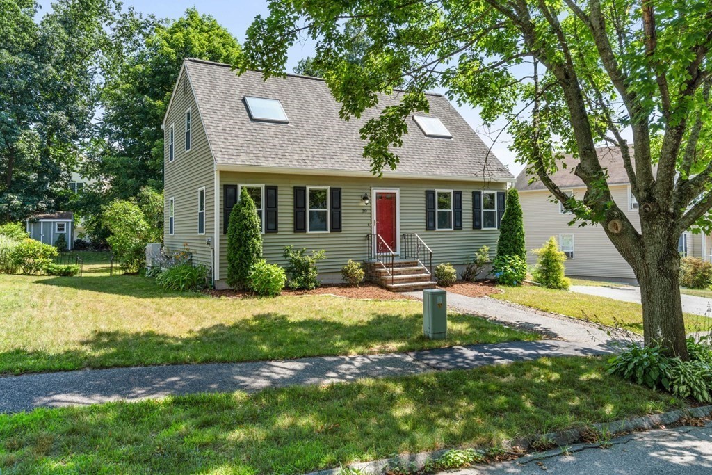 20 Peoples Pl, Haverhill, MA 01832