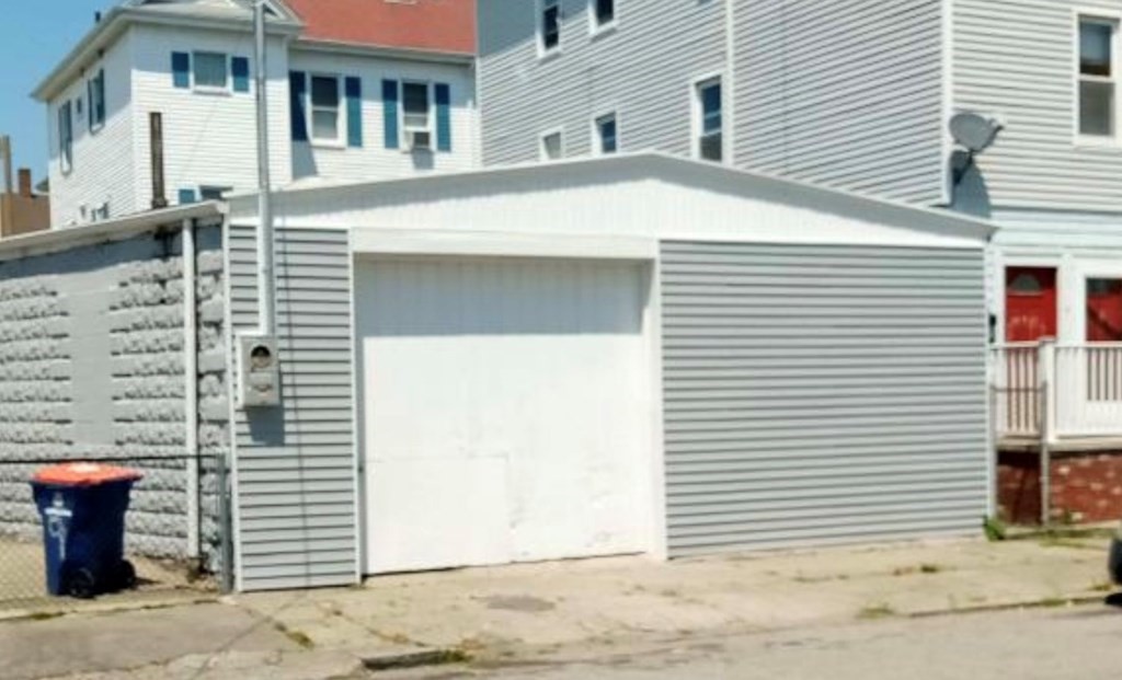Looking for storage space?  Almost 1200 Sq. foot garage. Ideal for a contractor, landscaper, etc.