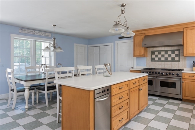 125 Lakeview Drive Barnstable MA 02632