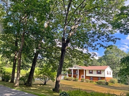 33 Fosters Road, Montague, MA: $425,000