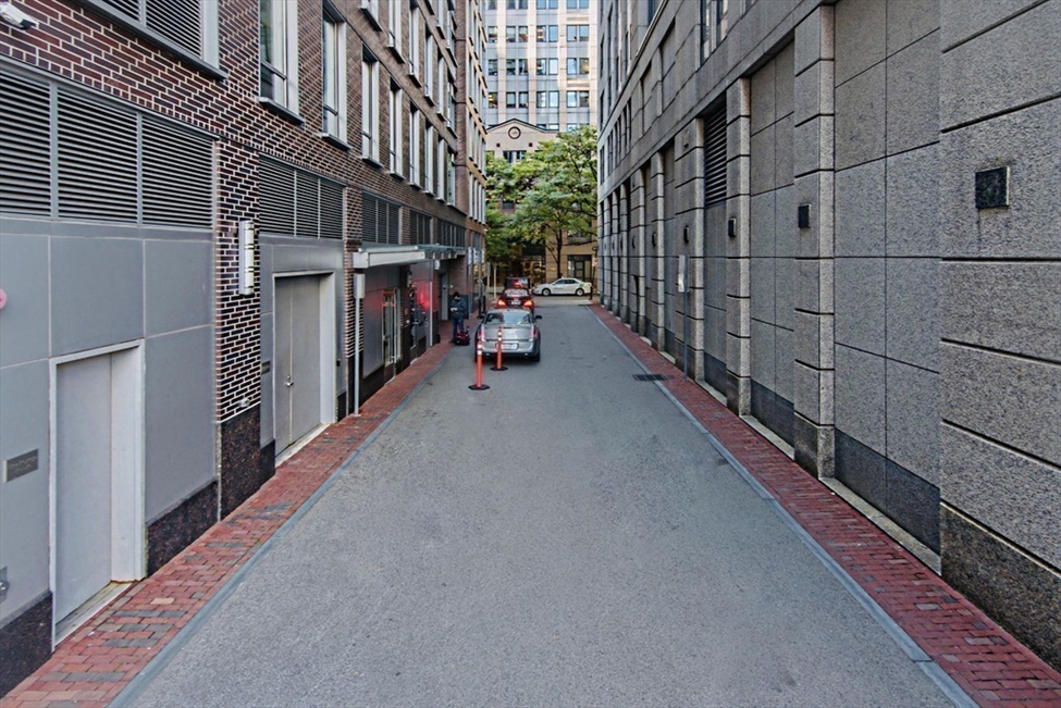 80 Broad St Parking Space, Boston, MA Image 4