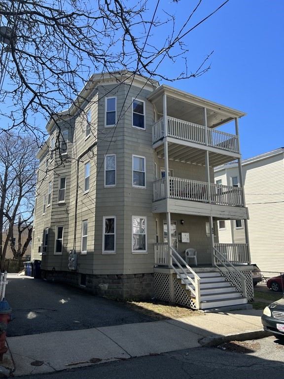 82 Conwell Avenue, Somerville, MA 02144