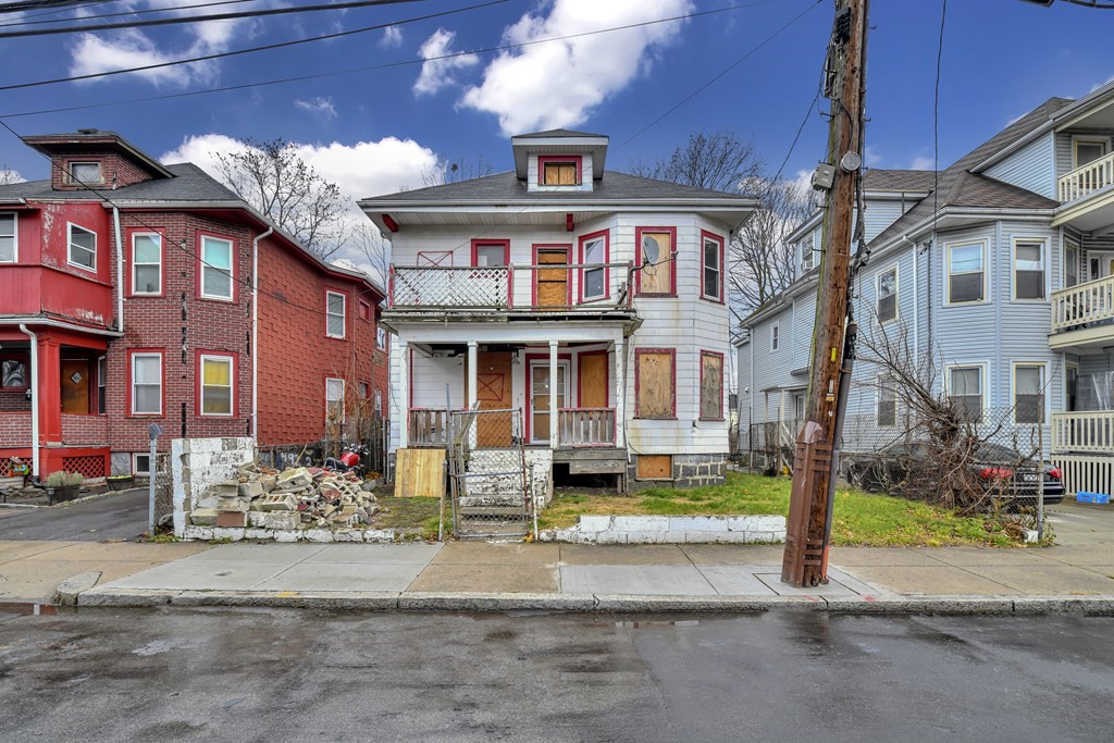 Dorchester 6 Bed 4 Bath MultiFamily Home for Sale 650,000