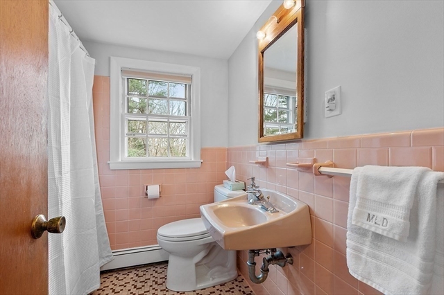 207 Peter Spring Road Concord MA 01742