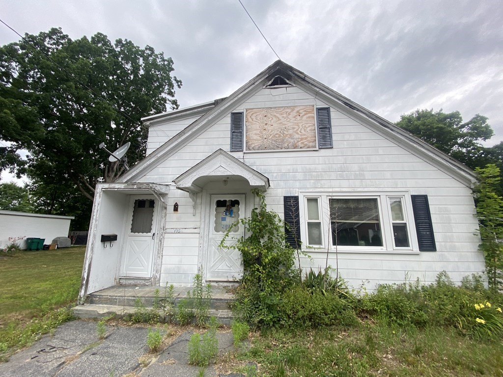 Fitchburg 3 Bed 2 Bath MultiFamily Home for Sale 99,000