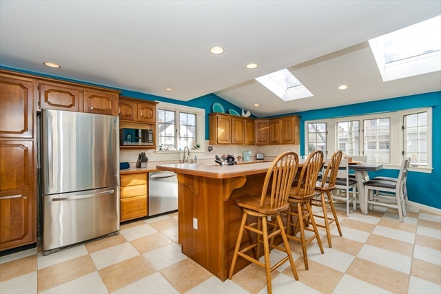2 Lakeview Drive Lynnfield MA 01940