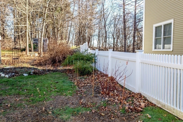 592 Old Bedford Road Concord MA 01742