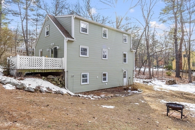 35 Cold Spring Road Westford MA 01886