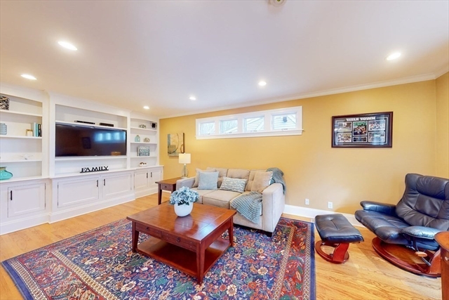 29 Standish Road Quincy MA 02171