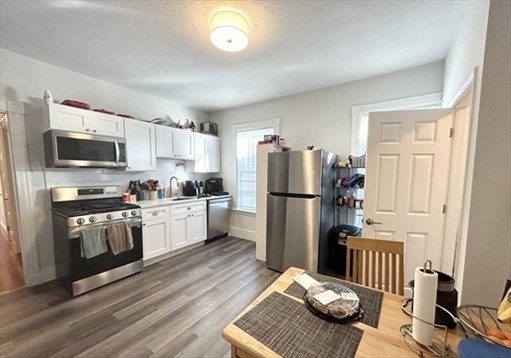 151 East Cottage, Apt #3