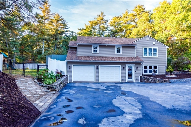 8 Old Stonewall Road Lakeville MA 02347