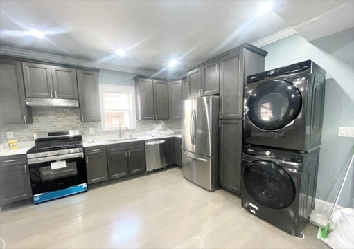 3 Grafton St., Apt 2
