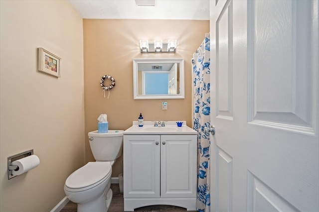 204 White Cliff Drive Plymouth MA 02360