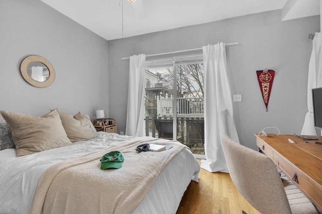 south-boston - #73094948