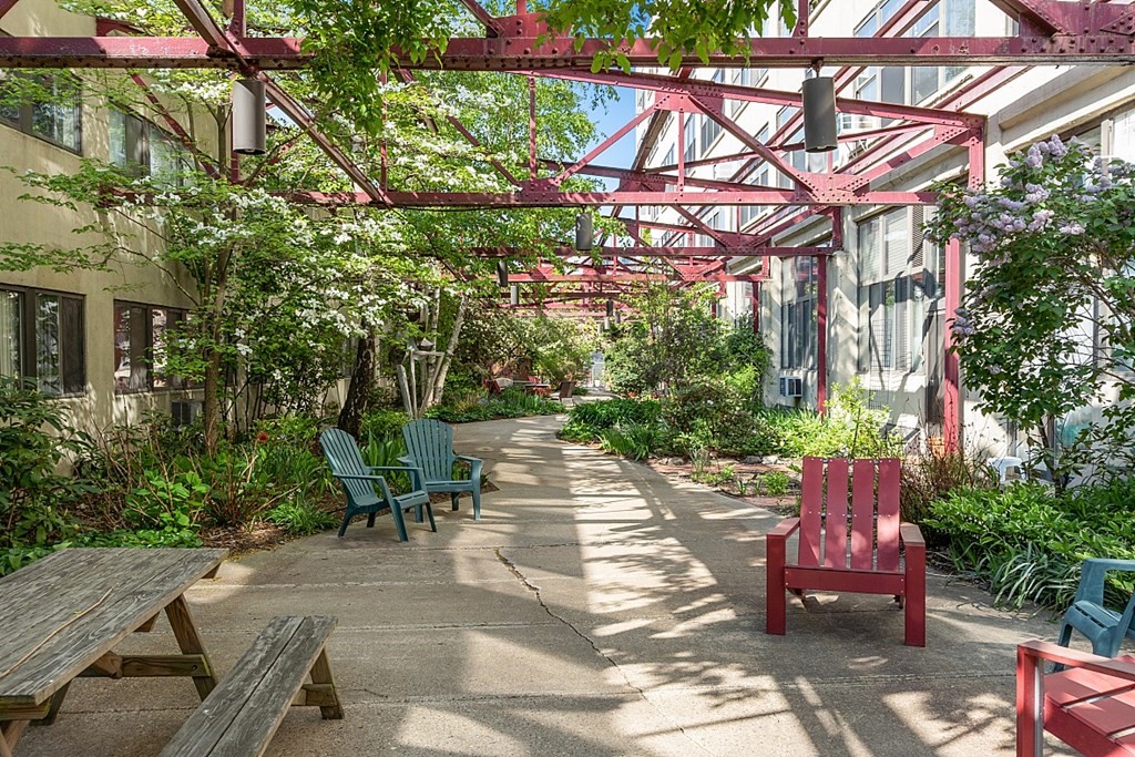 1 Fitchburg St Unit C220, Somerville, MA 02143