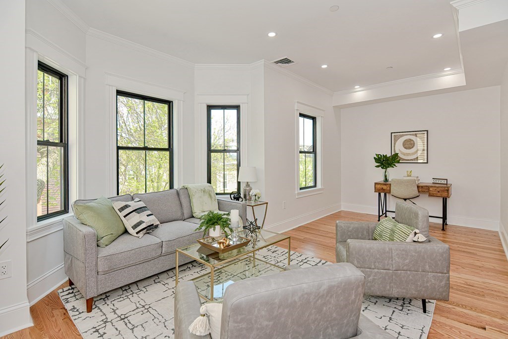 87 Putnam Unit 3, Boston - East Boston, MA 02128