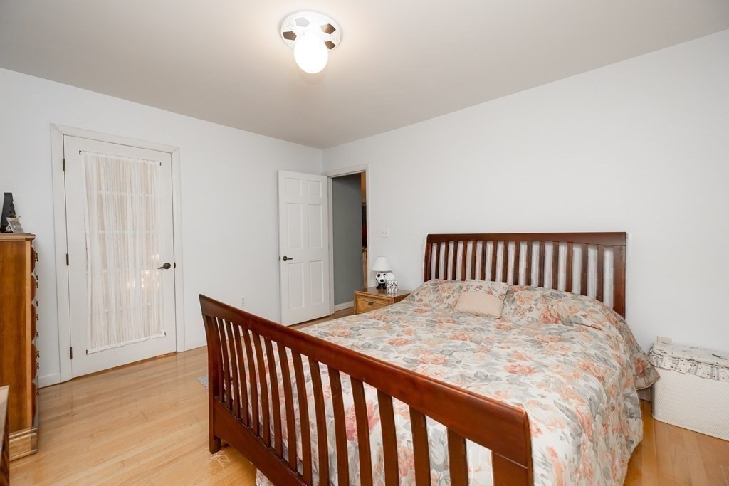 westport - #73122381