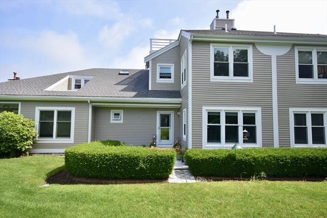 20 Bay Pointe Dr Extension Wareham MA 02532