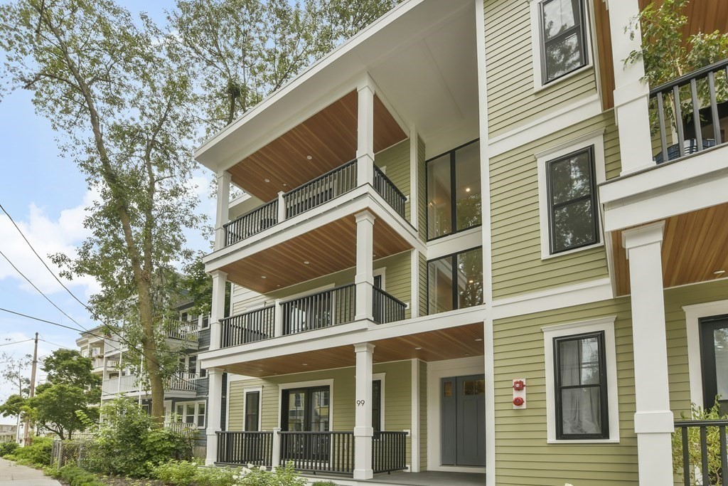 Jamaica Plain 3 Bed 2 Bath Condo for Sale 949,000