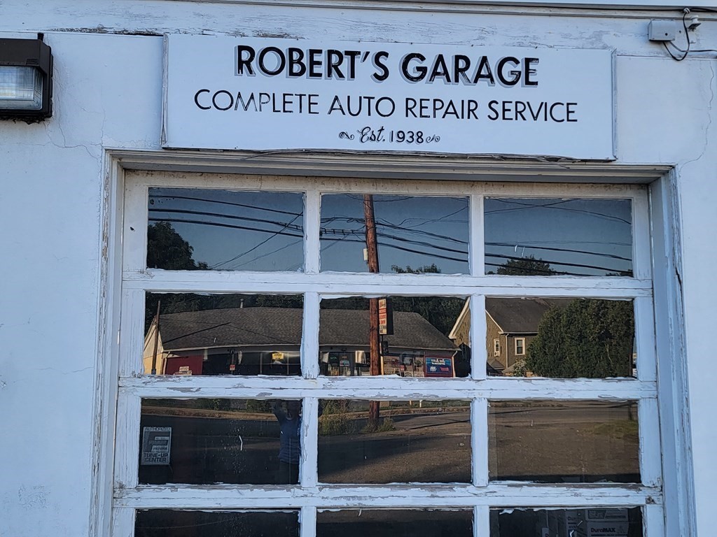 55 West St, Ware, MA 01082 - Image 2