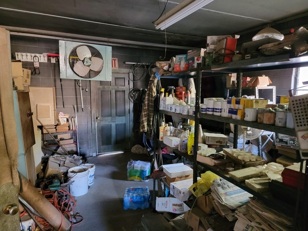 55 West St, Ware, MA 01082 - Image 11