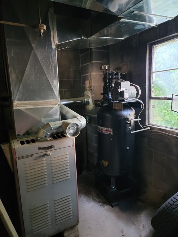 55 West St, Ware, MA 01082 - Image 12