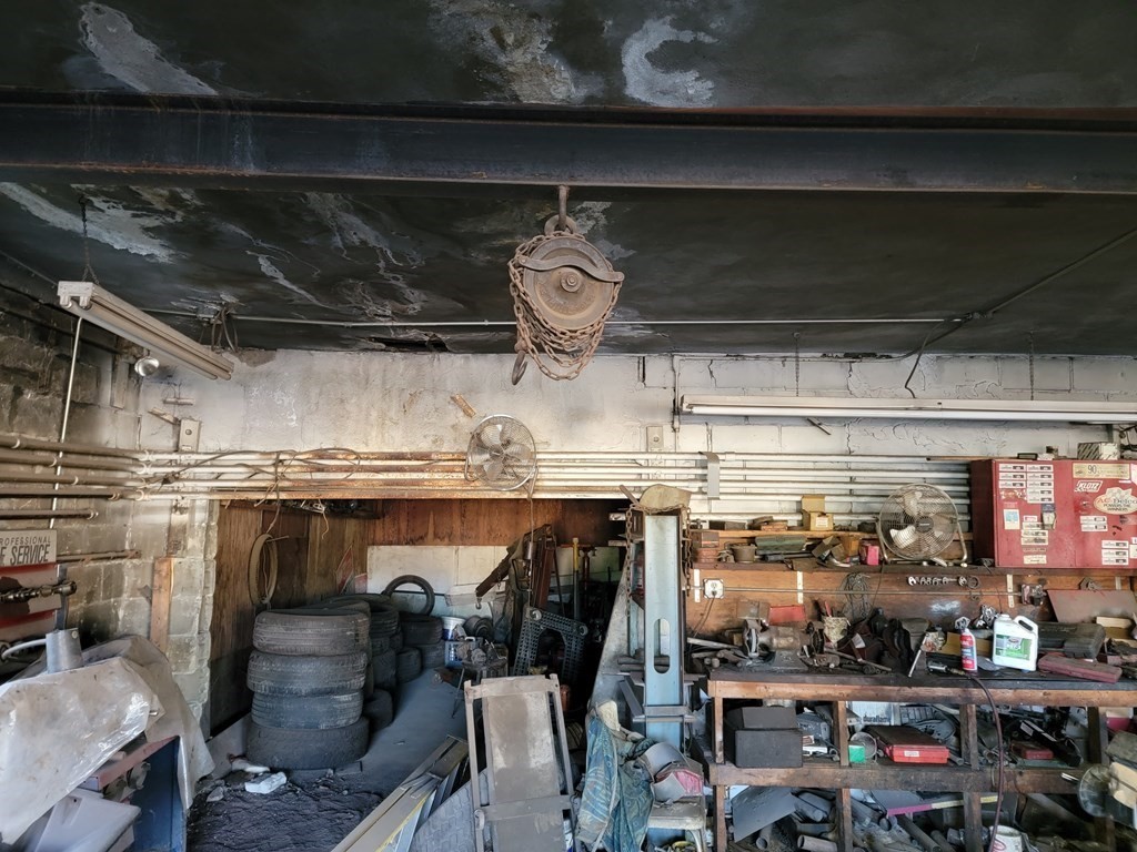 55 West St, Ware, MA 01082 - Image 17